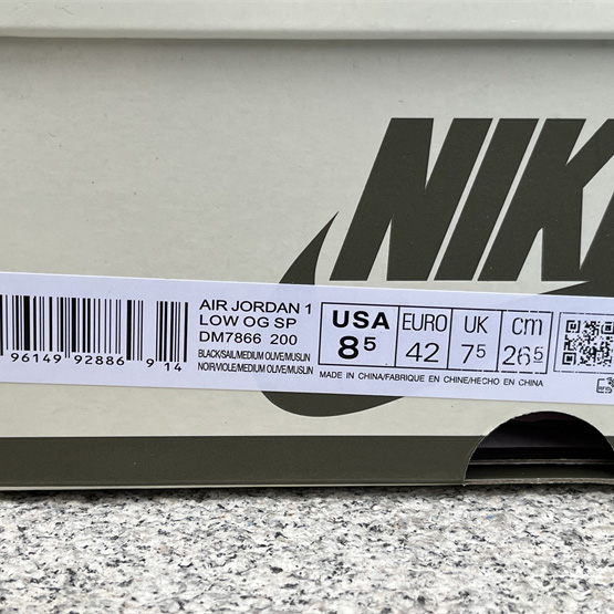 Travis Scott x Air Jordan 1 Low OG Sneaker      DM7866-200 - DopestKickz