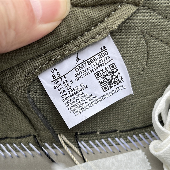 Travis Scott x Air Jordan 1 Low OG Sneaker      DM7866-200 - DopestKickz