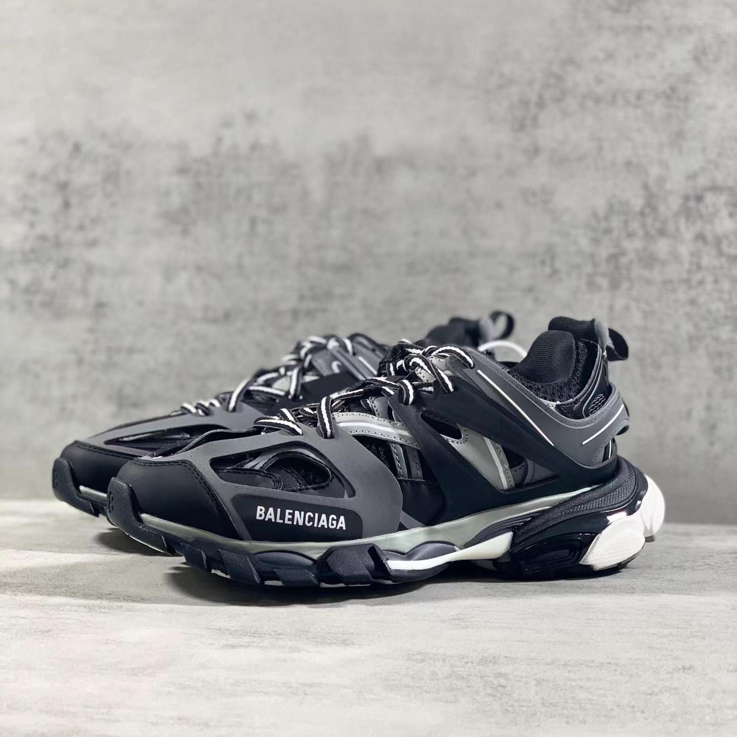 Balenciaga Track Sneaker    - DopestKickz