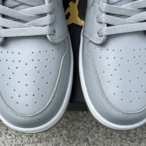 Jordan Air Jordan 1 Low Golf Sneakers      DD9315-006  - DopestKickz