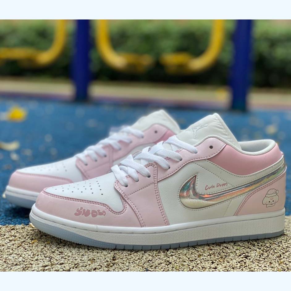 Air Jordan 1 Low Sneaker     FQ9112-100 - DopestKickz