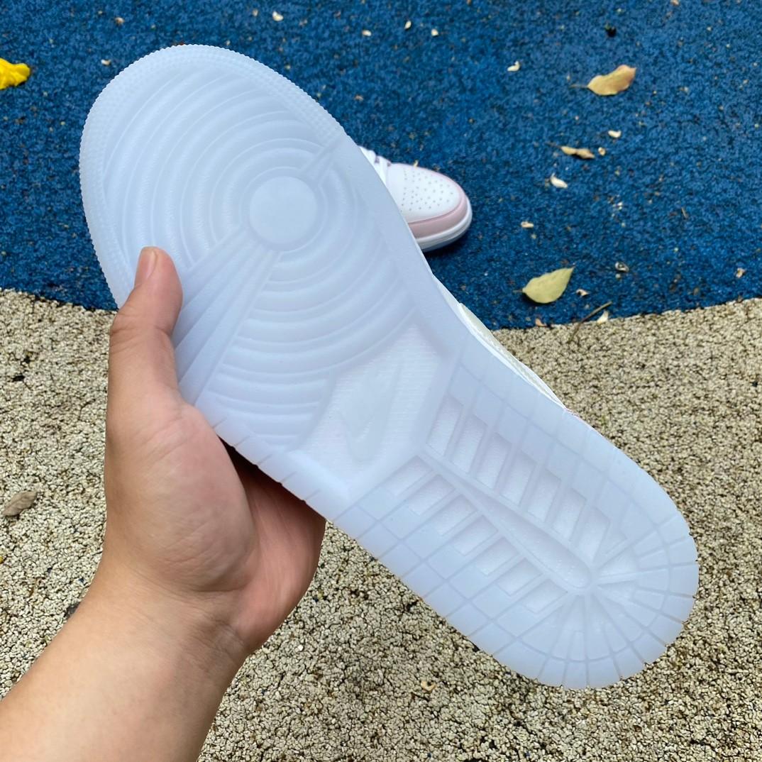 Air Jordan 1 Low Sneaker     FQ9112-100 - DopestKickz