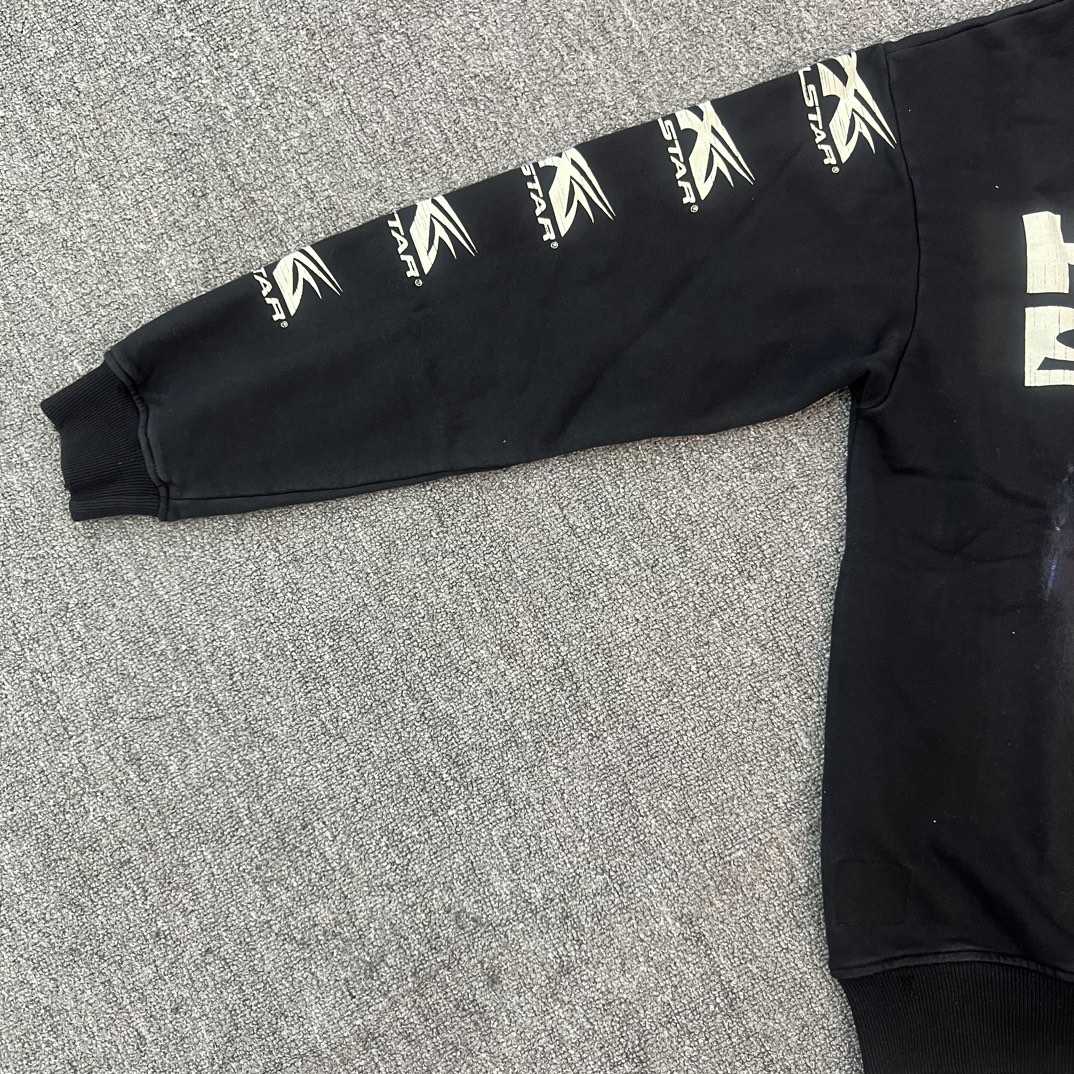 Hellstar Sports 96' Crewneck - DopestKickz