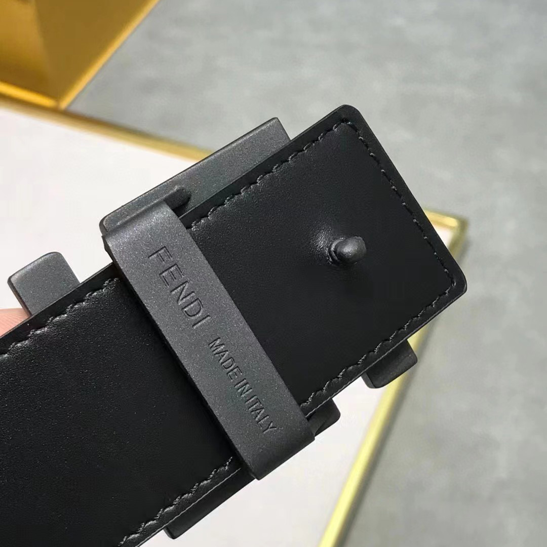 Fendi FF Logo-buckle Leather Belt - DopestKickz