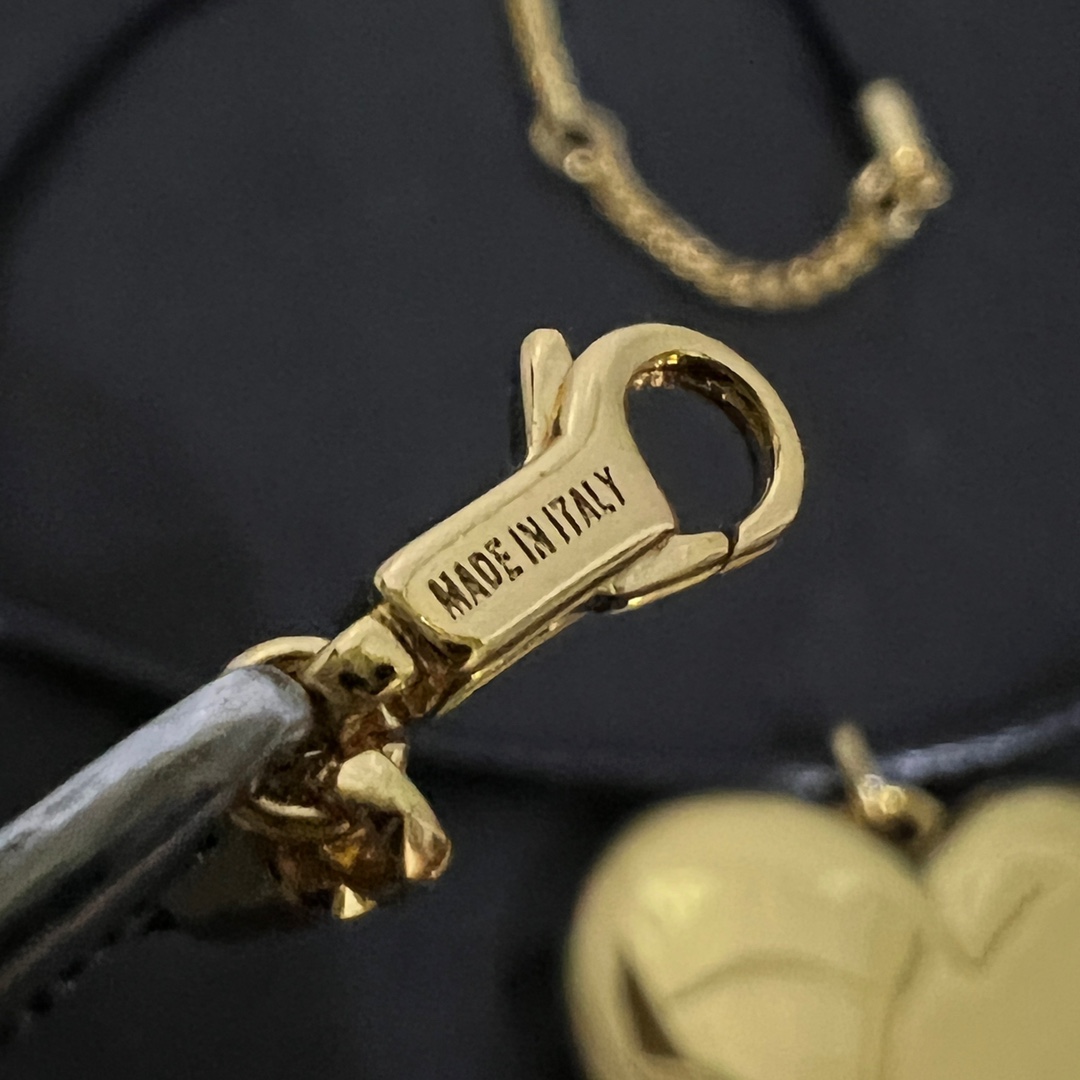 Celine CŒUR Triomphe Necklace In Brass With Gold Finish And Cotton - DopestKickz
