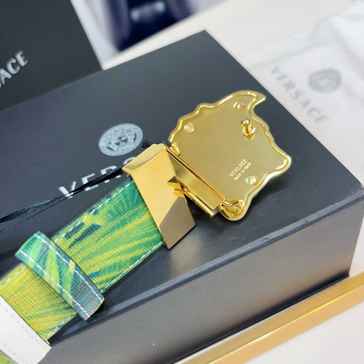 Versace Tiger La Medusa Leather Belt   40mm - DopestKickz