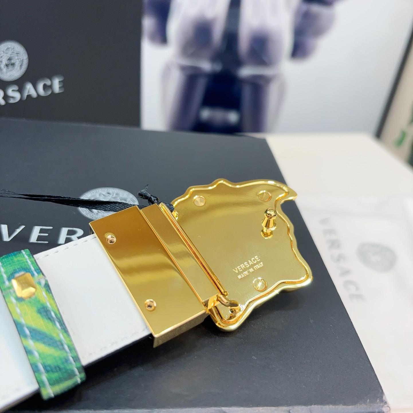 Versace Tiger La Medusa Leather Belt   40mm - DopestKickz