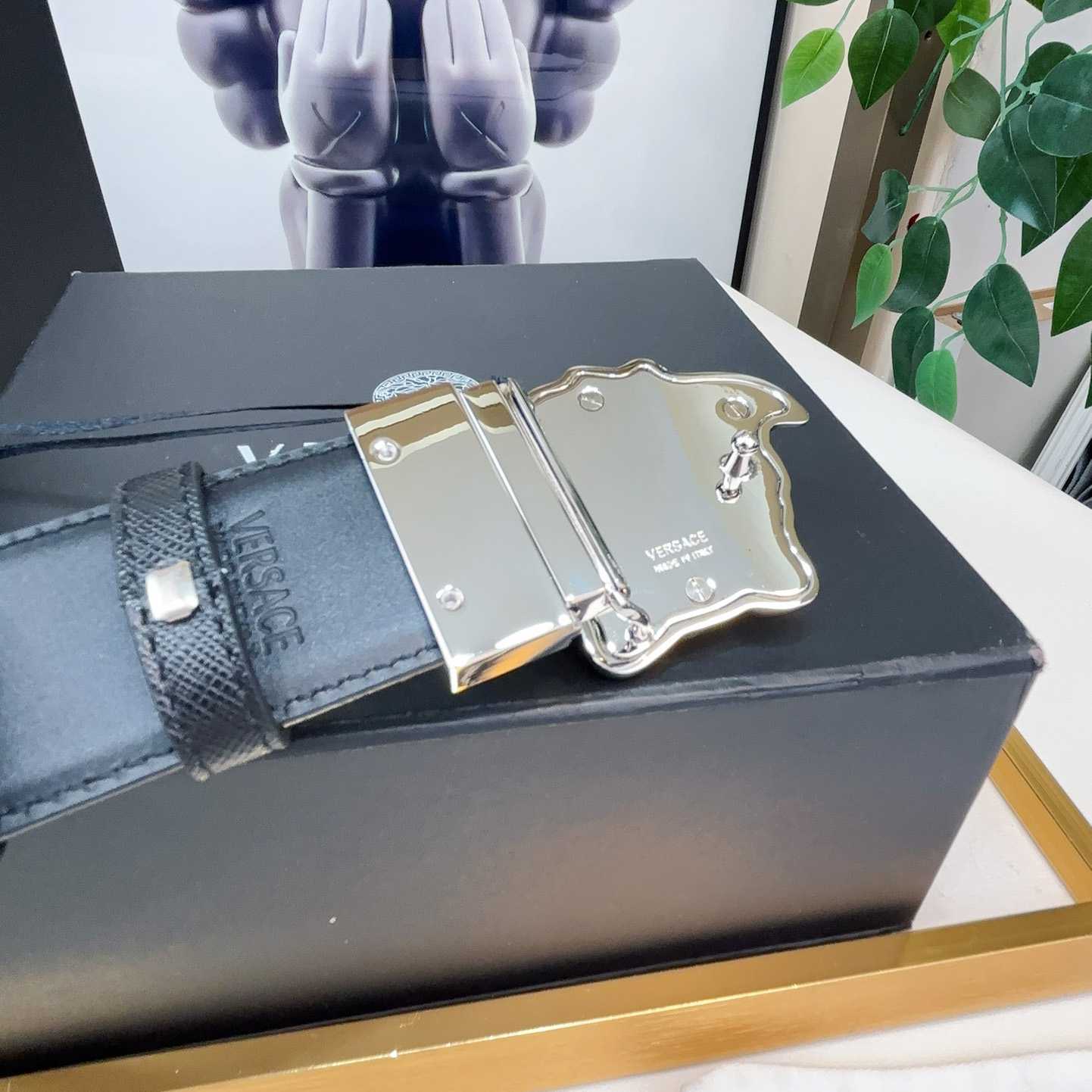 Versace Barocco Reversible Leather Belt    40mm - DopestKickz