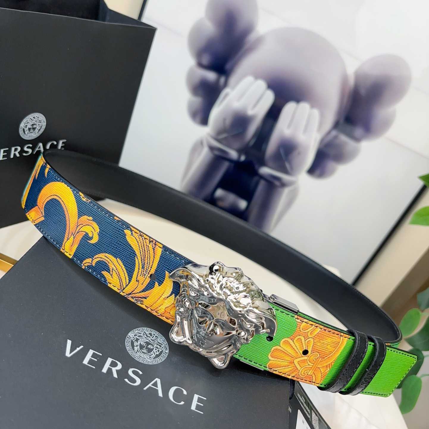 Versace Barocco Reversible Leather Belt    40mm - DopestKickz