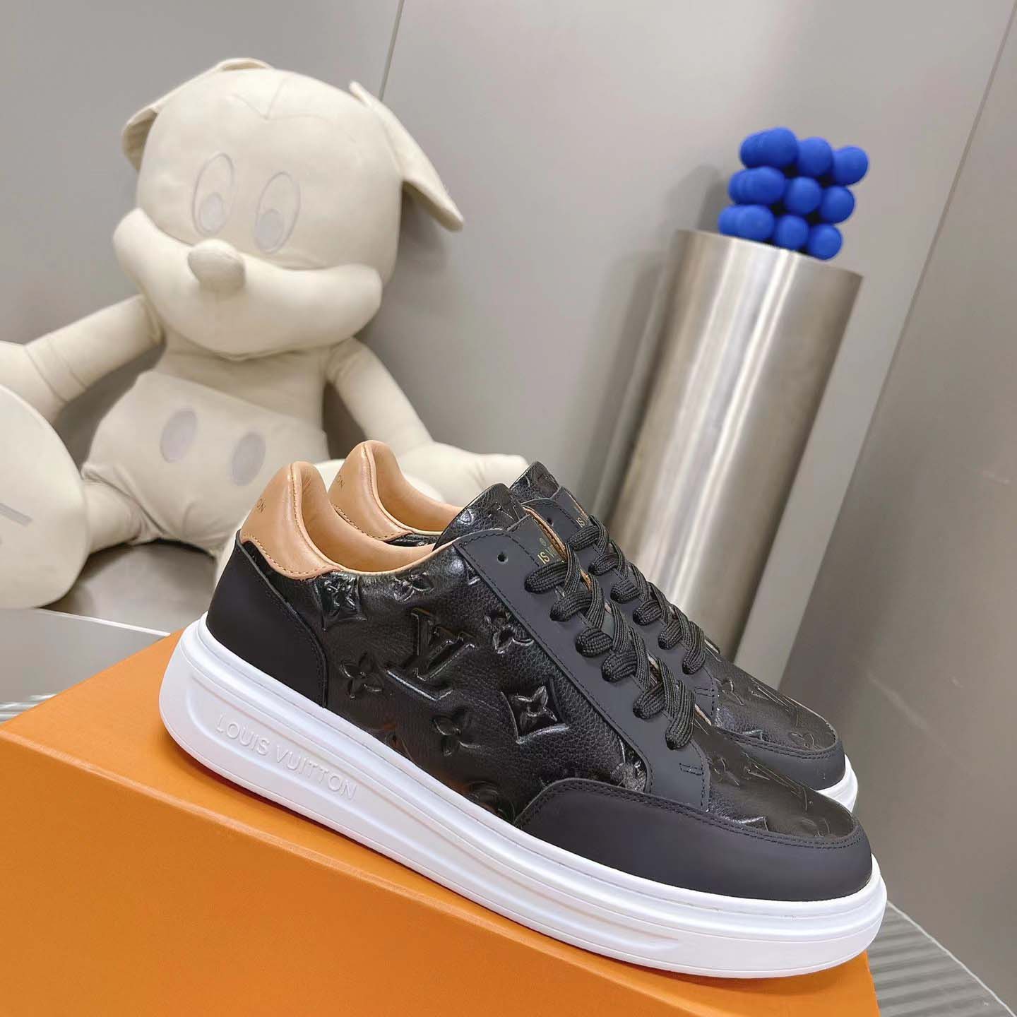 Louis Vuitton Beverly Hills Sneaker    1A8V45 - DopestKickz