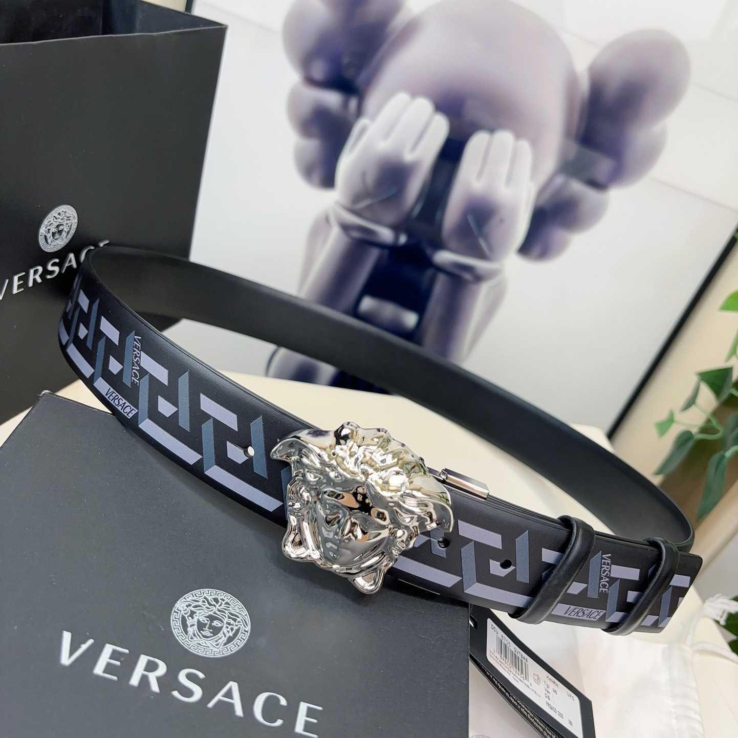 Versace Reversible Leather Belt    40mm - DopestKickz
