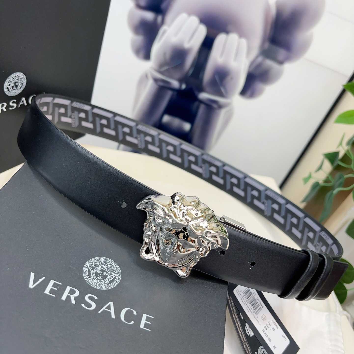 Versace Reversible Leather Belt    40mm - DopestKickz