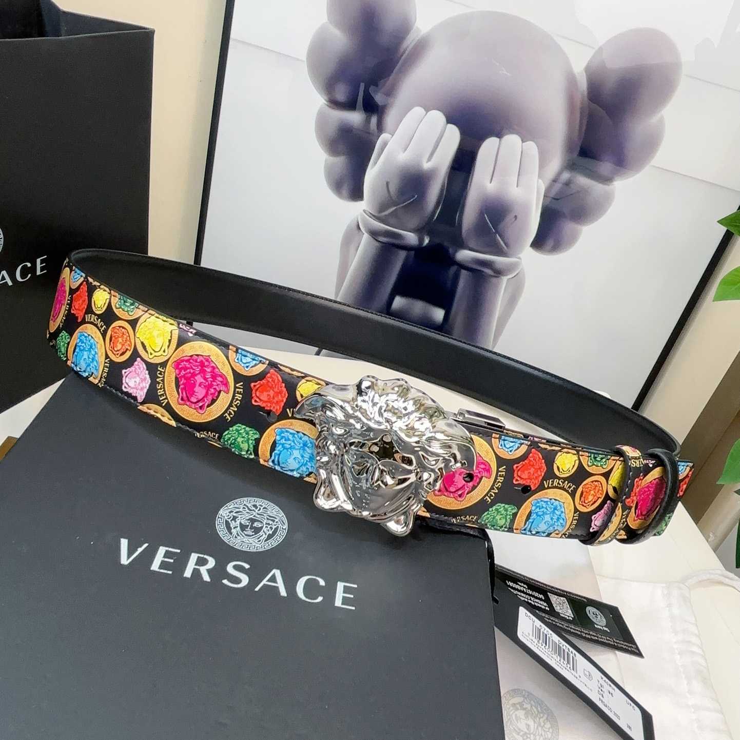 Versace Medusa Medallion Print Reversible Leather Belt   40mm - DopestKickz