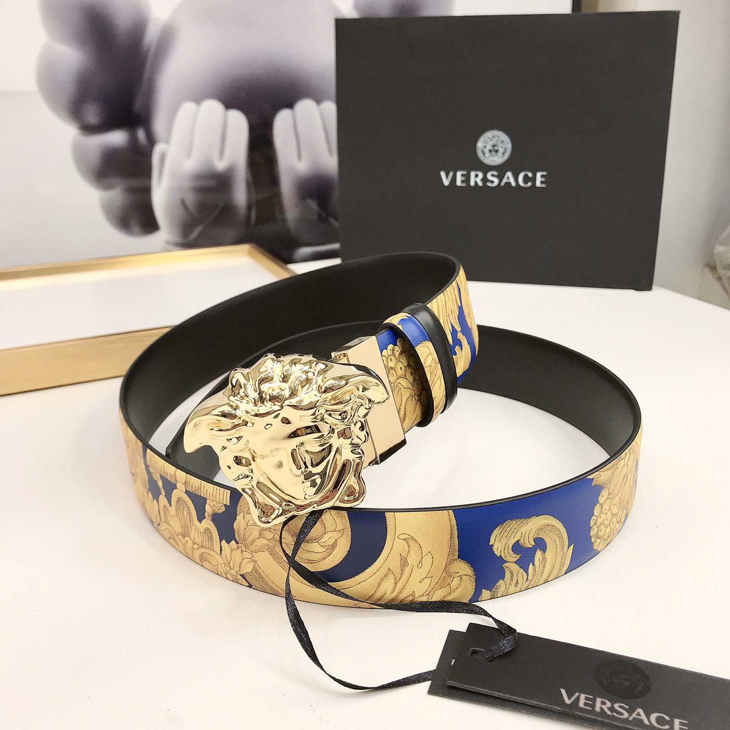 Versace Barocco Reversible Leather Belt    40mm - DopestKickz