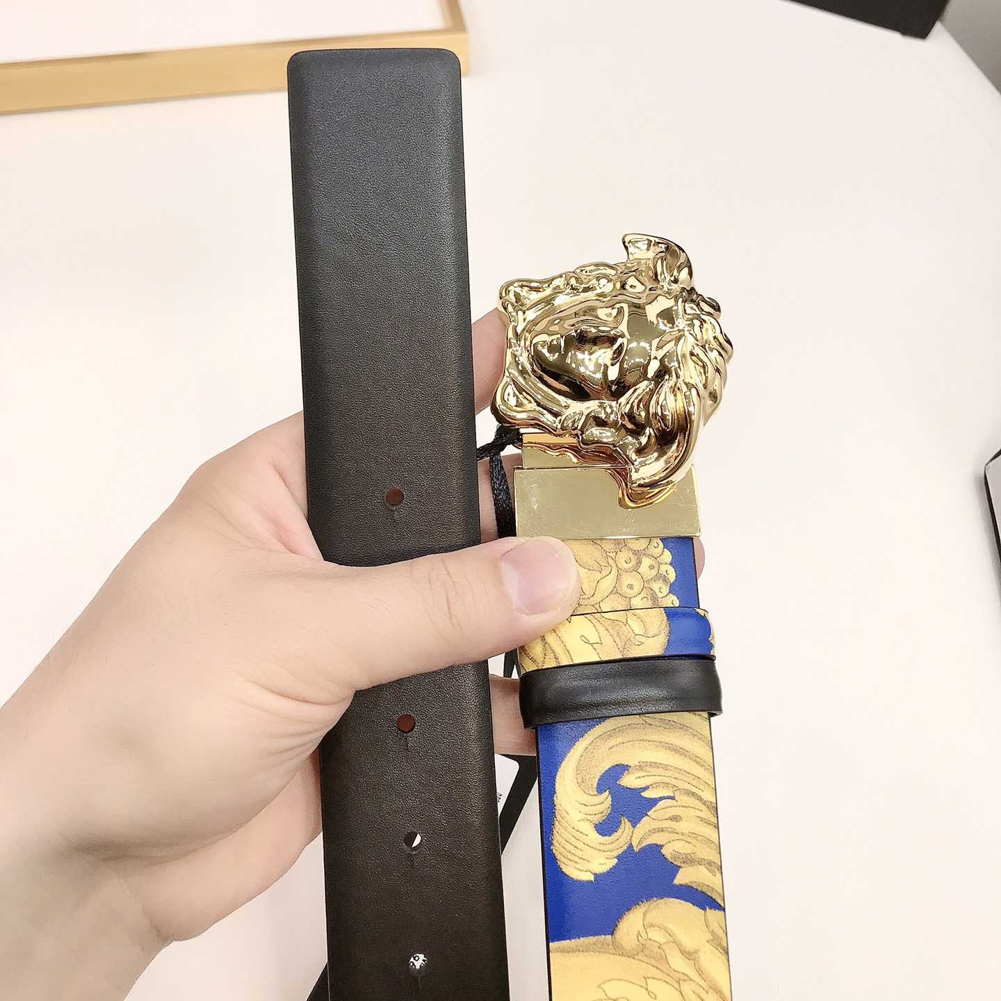 Versace Barocco Reversible Leather Belt    40mm - DopestKickz