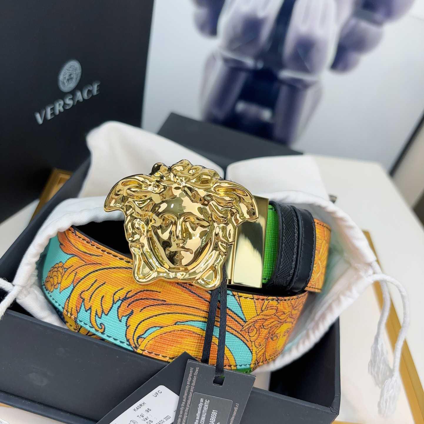 Versace Barocco Reversible Leather Belt    40mm - DopestKickz