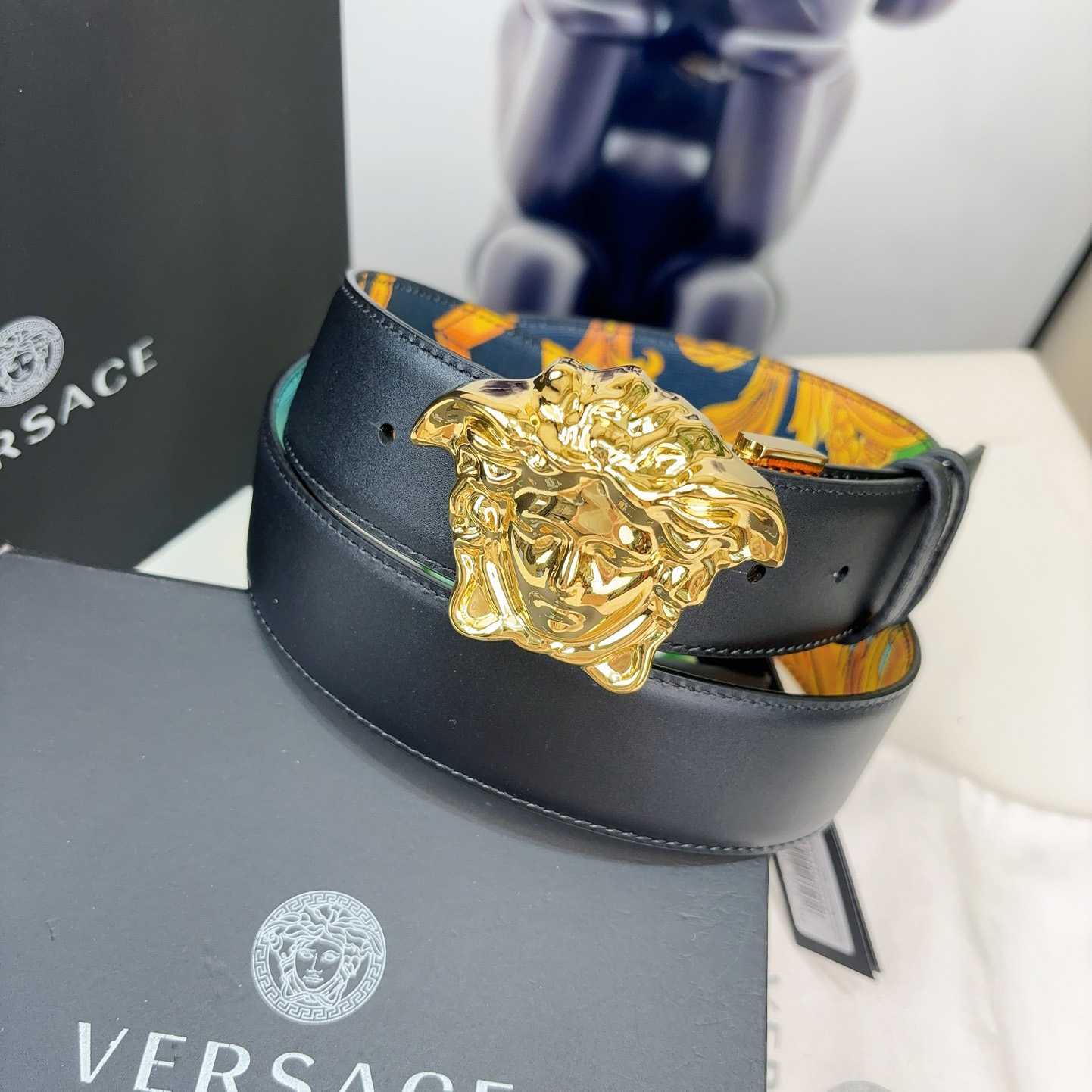 Versace Barocco Reversible Leather Belt    40mm - DopestKickz