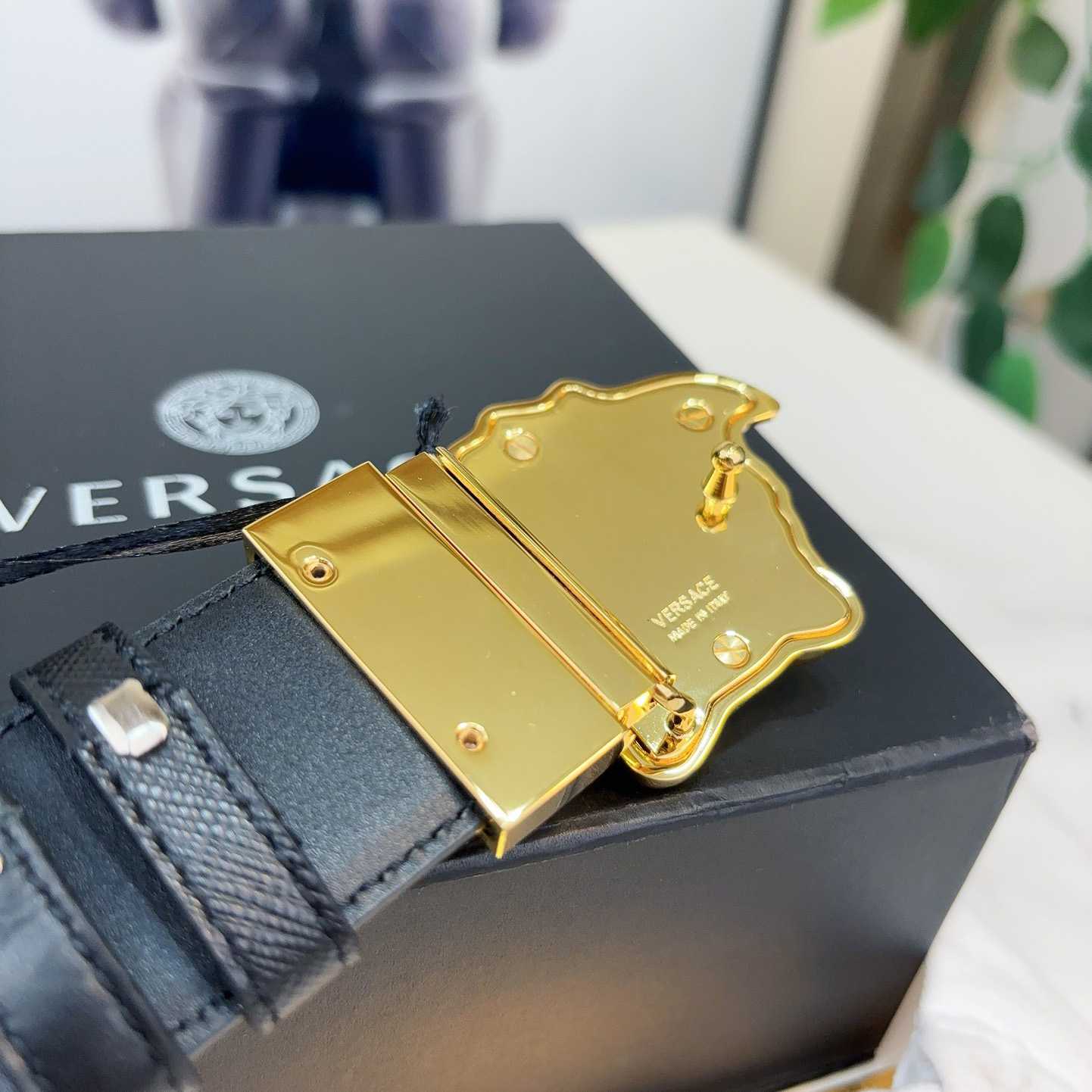 Versace Barocco Reversible Leather Belt    40mm - DopestKickz
