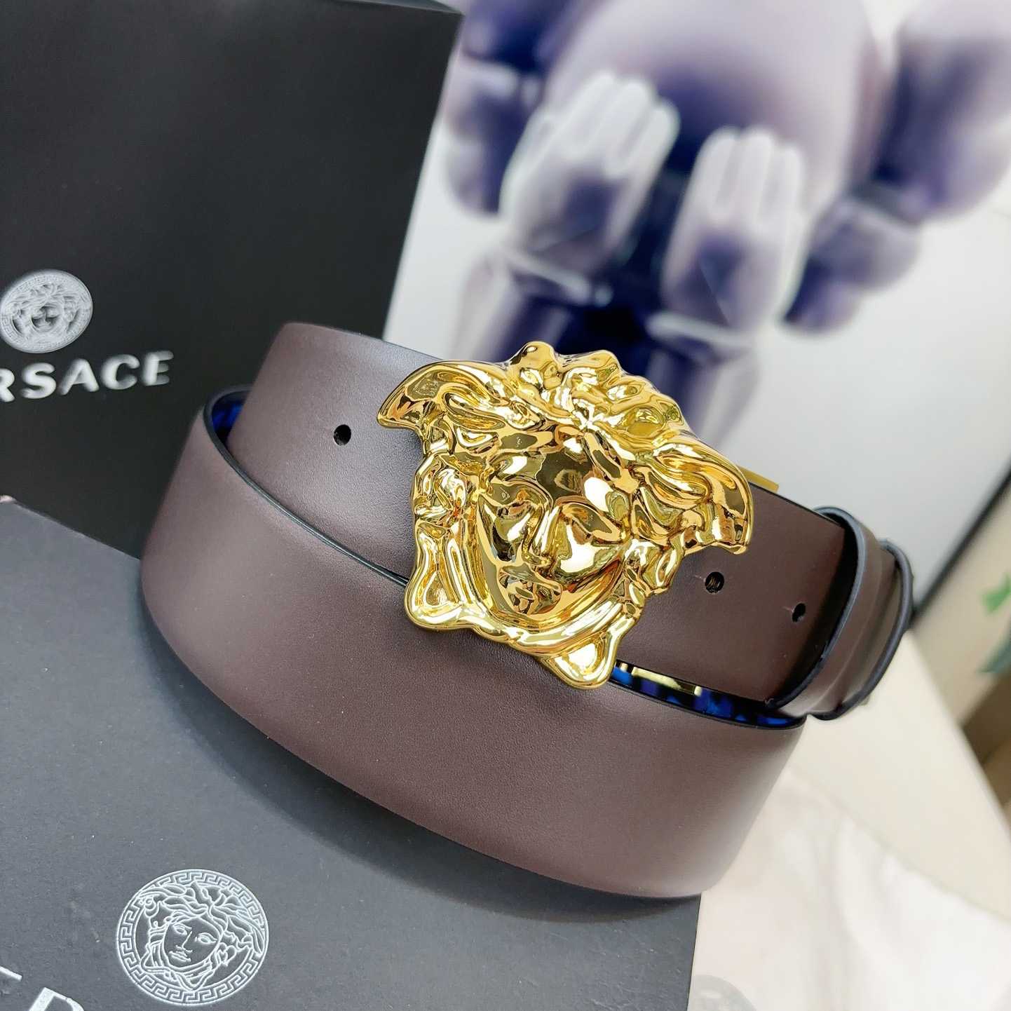 Versace Reversible Leather Belt    40mm - DopestKickz