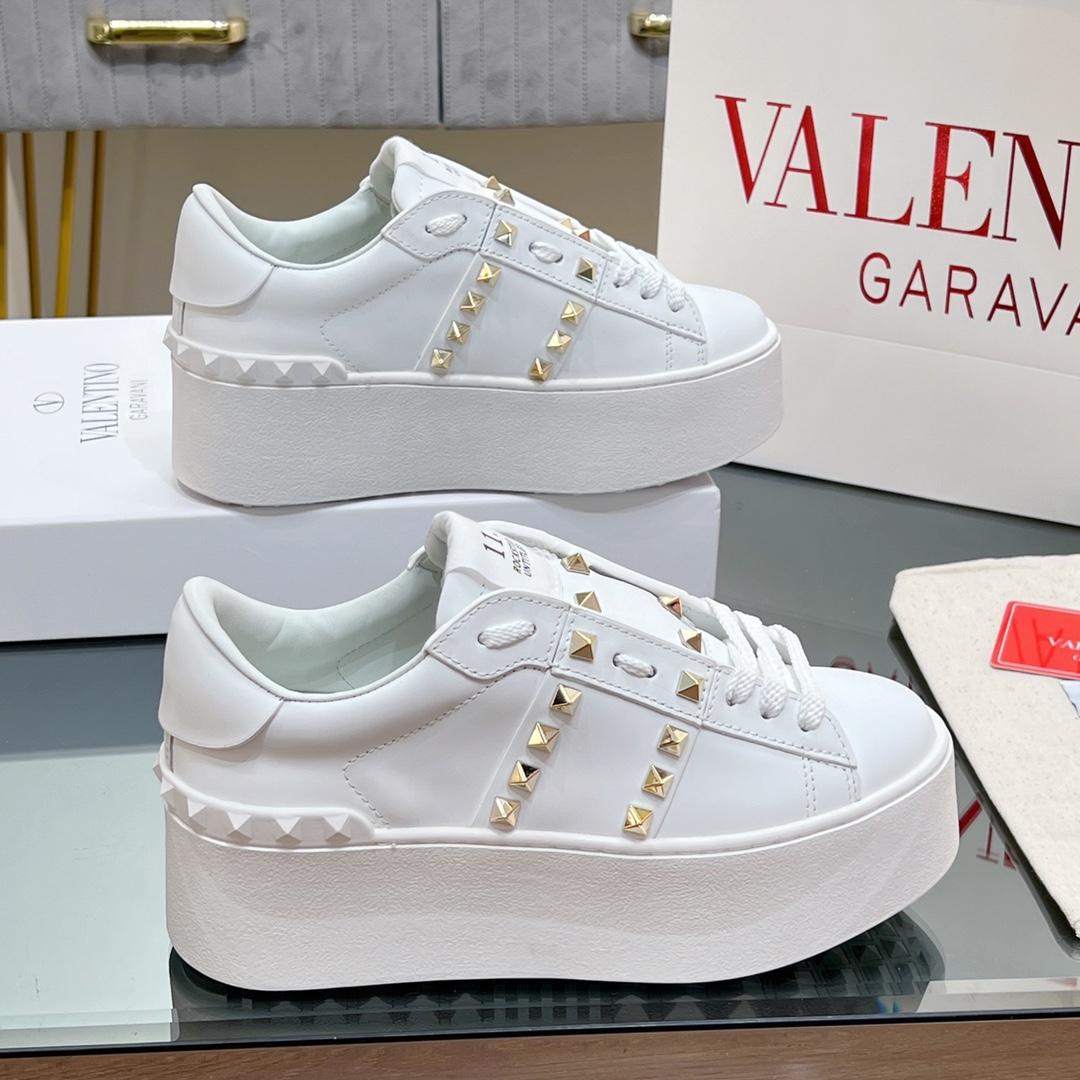 Valenti Flatform Rockstud Untitled Sneaker In Calfskin - DopestKickz