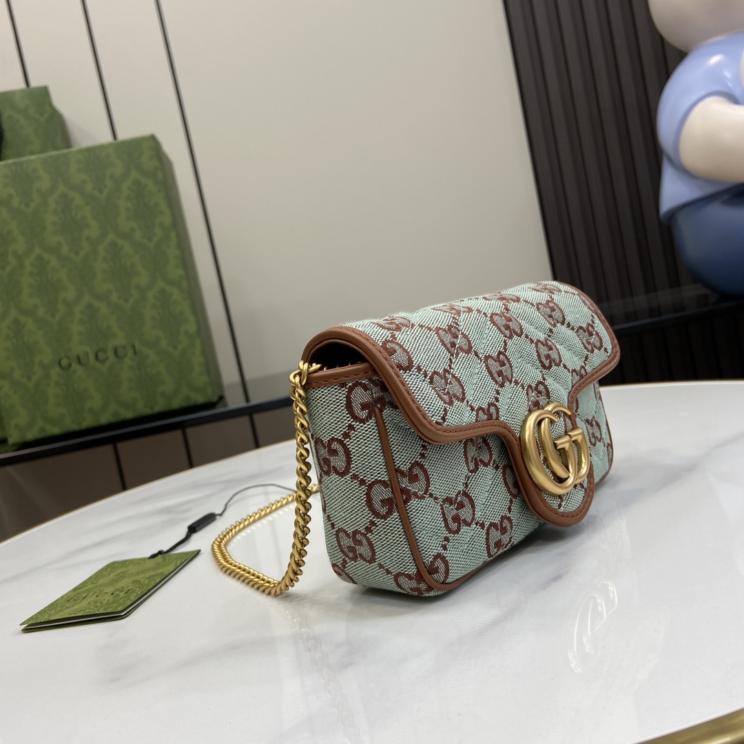 Gucci GG Super Mini Shoulder Bag - DopestKickz