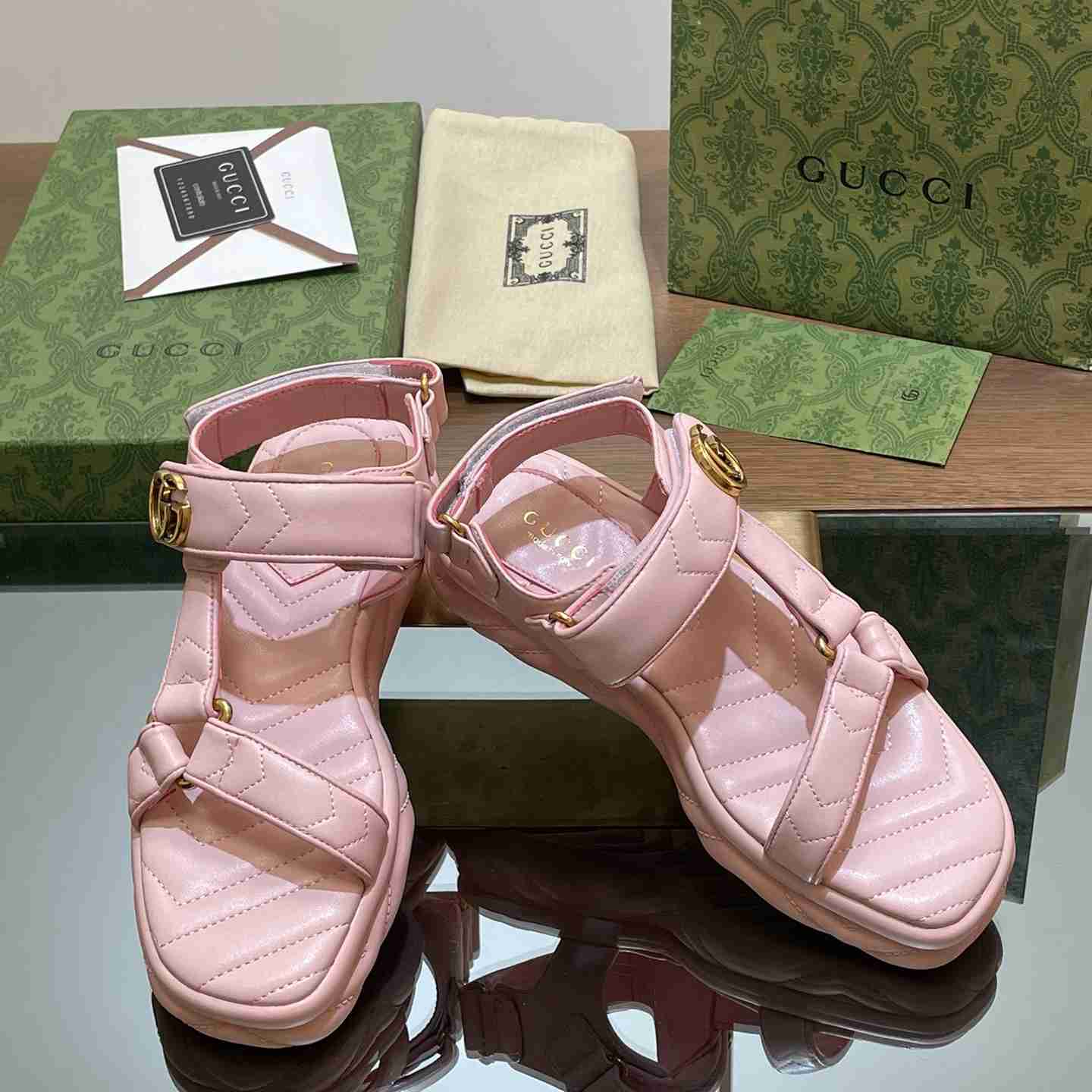 Gucci Women's Double G Sandal - DopestKickz