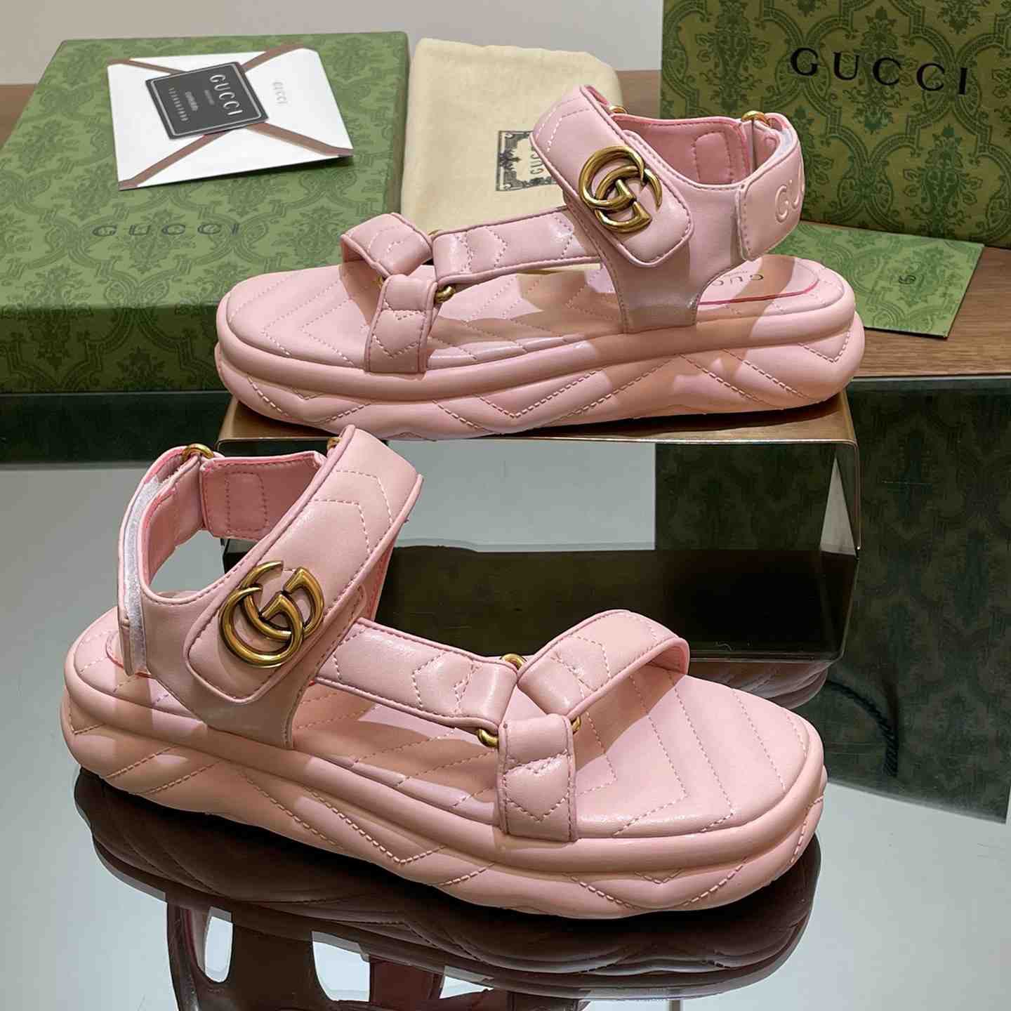 Gucci Women's Double G Sandal - DopestKickz