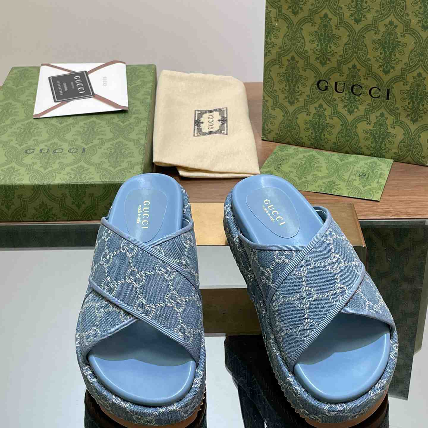 Gucci Women's GG Platform Slide Sandal - DopestKickz