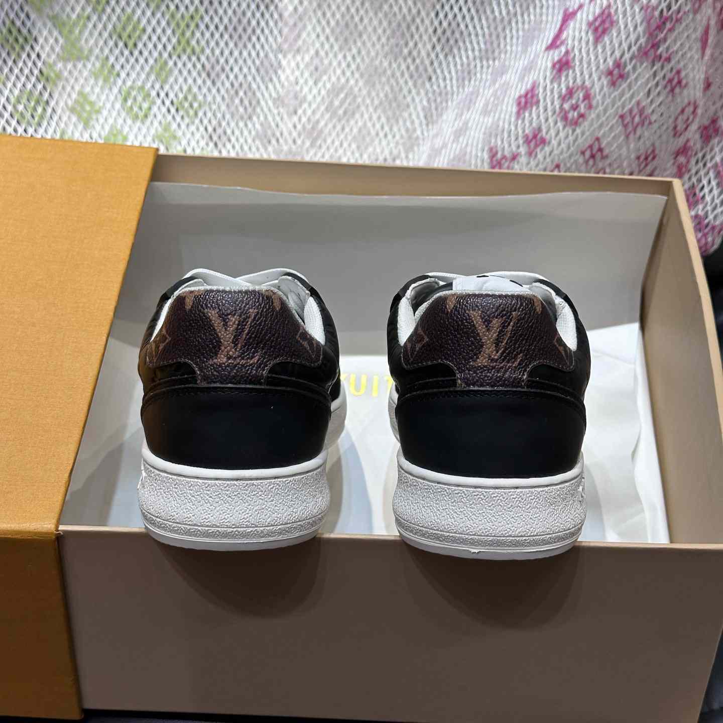 Louis Vuitton LV Stadium Sneaker   1ACUJ3 - DopestKickz