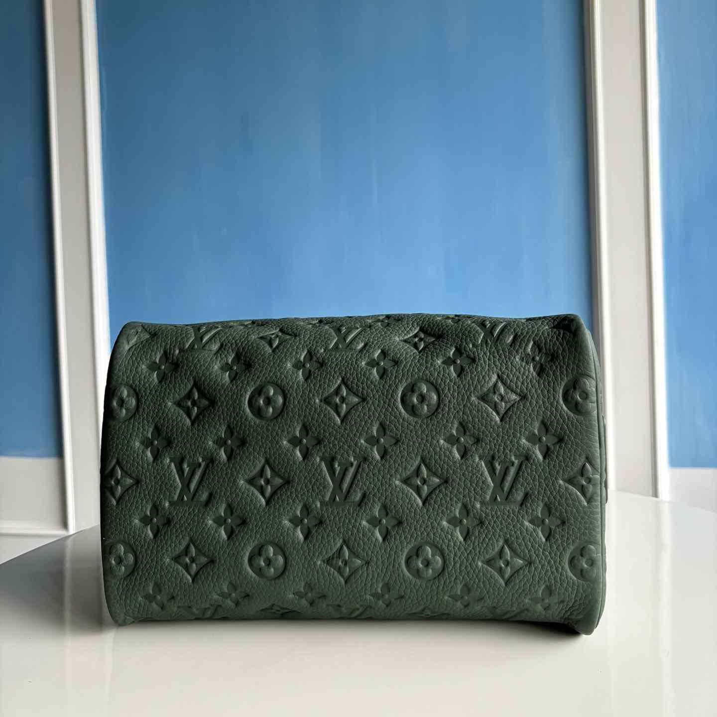 Louis Vuitton Dopp Kit    M24442 - DopestKickz