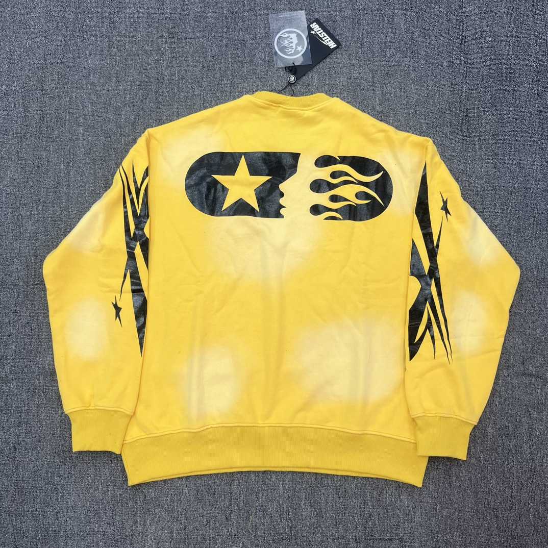 Hellstar Sports Crewneck White - DopestKickz