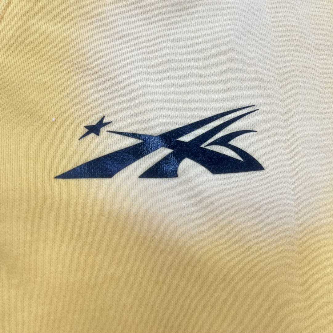 Hellstar Sports Crewneck White - DopestKickz