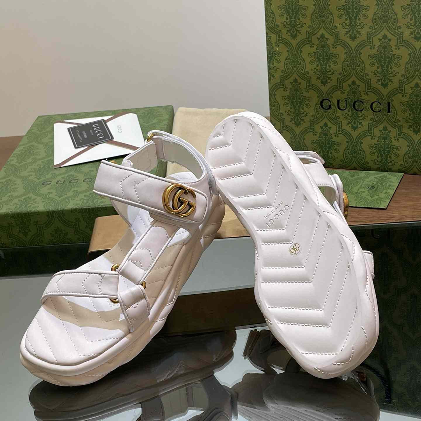 Gucci Women's Double G Sandal - DopestKickz