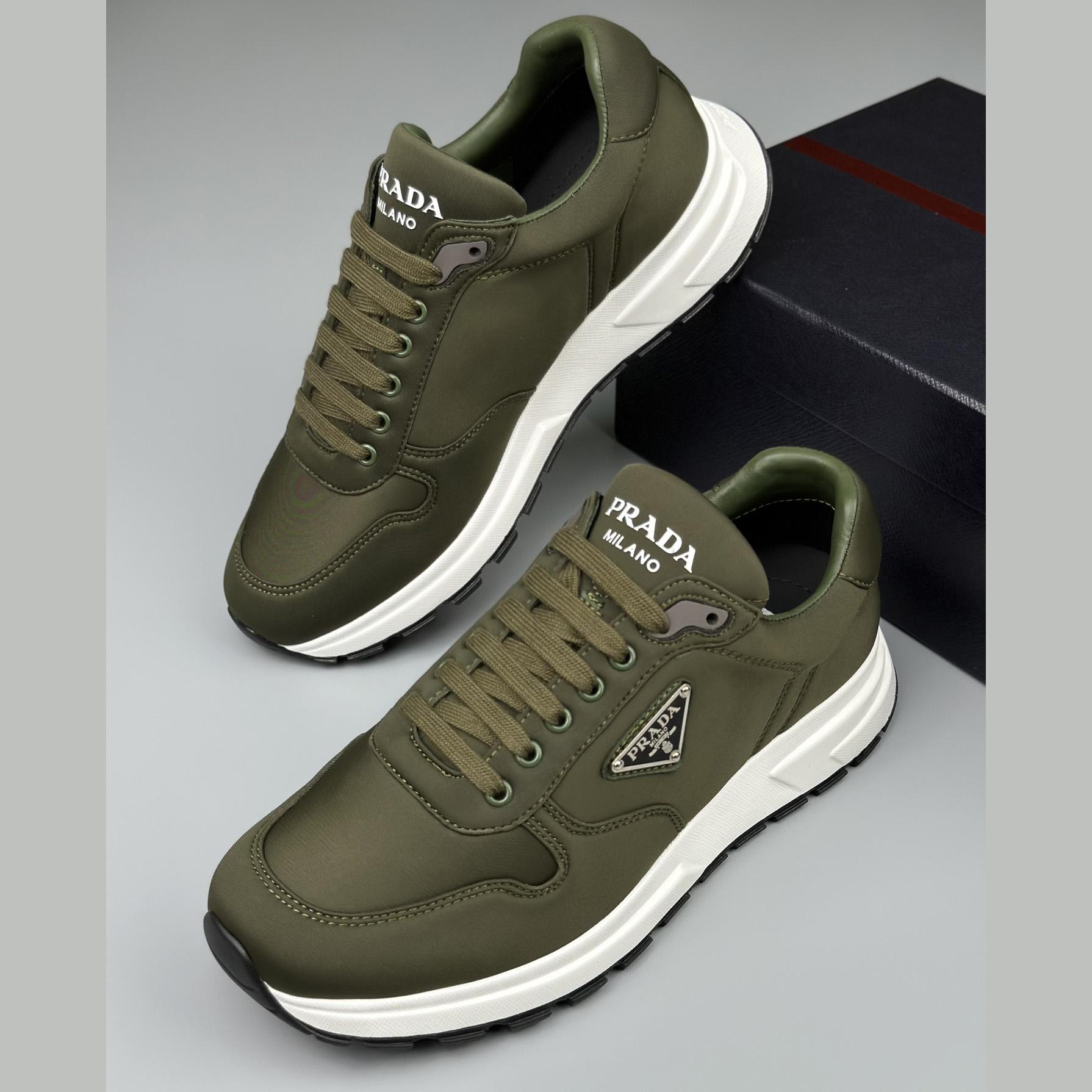 Prada Prax 01 Re-Nylon Sneakers - DopestKickz