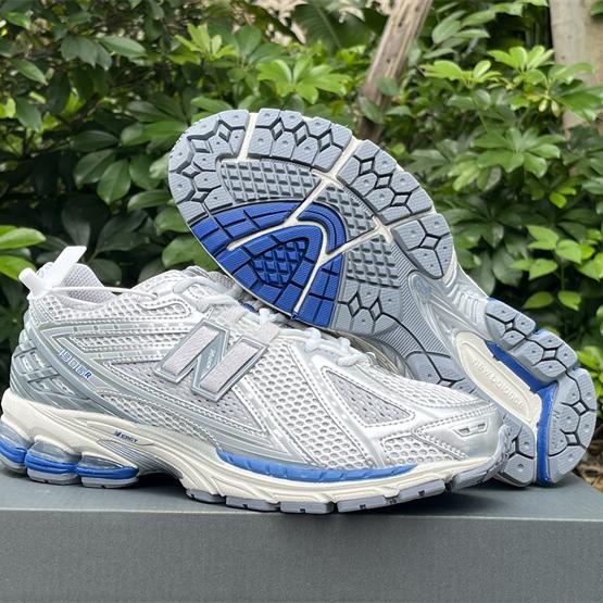 New Balance 1906R Sneakers      M1906RQA  - DopestKickz