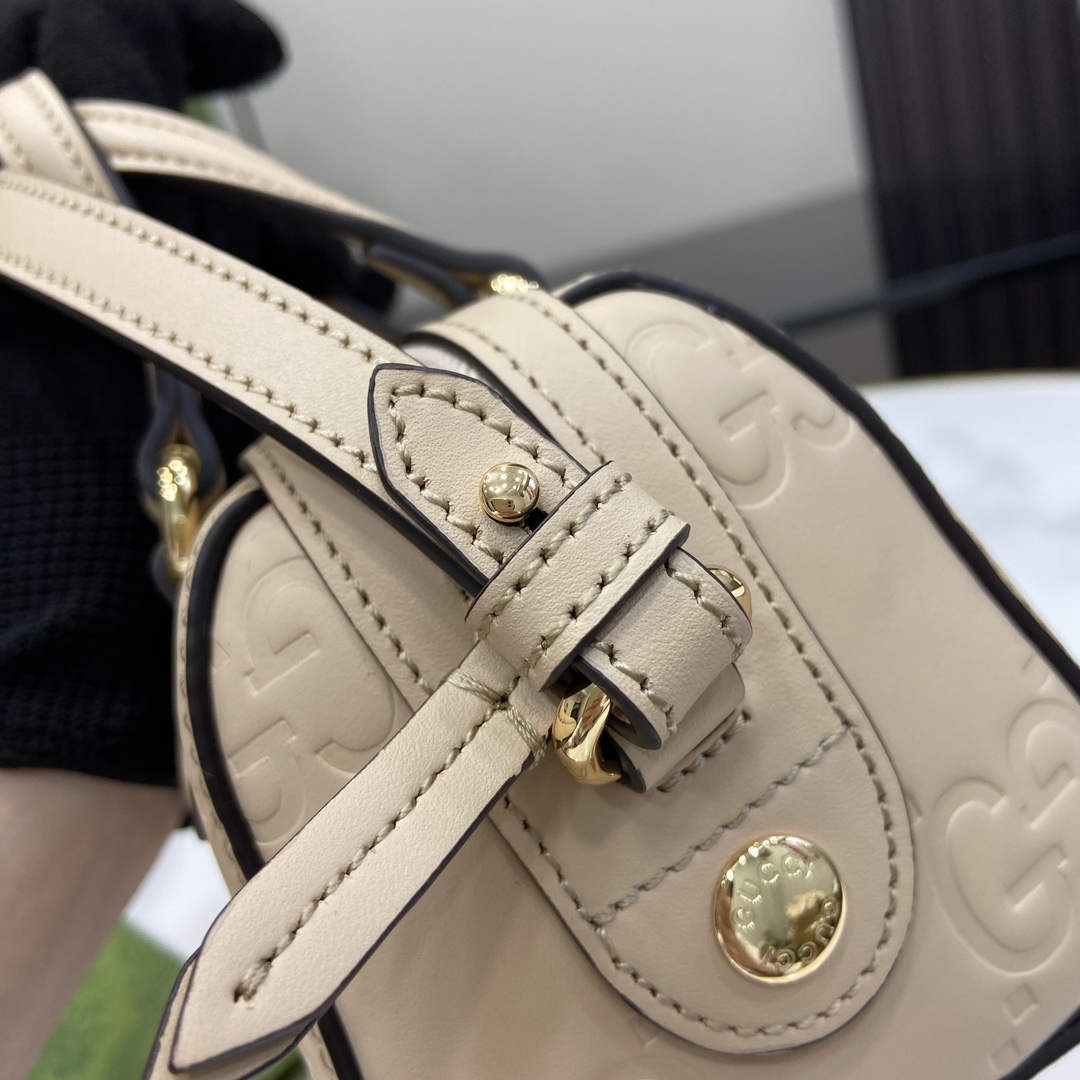 Gucci GG Super Mini Top Handle Bag - DopestKickz