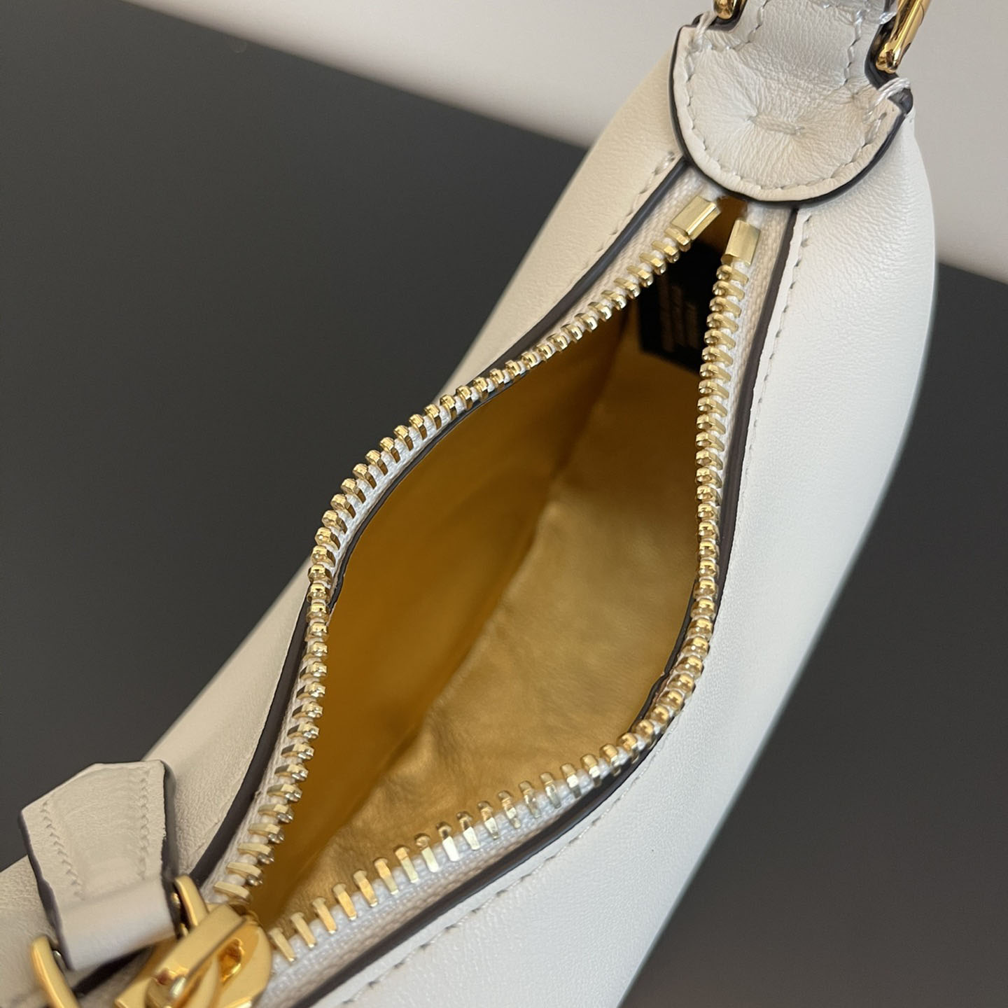 Fendi Fendigraphy Hobo Bag (16.5x14x5cm) - DopestKickz