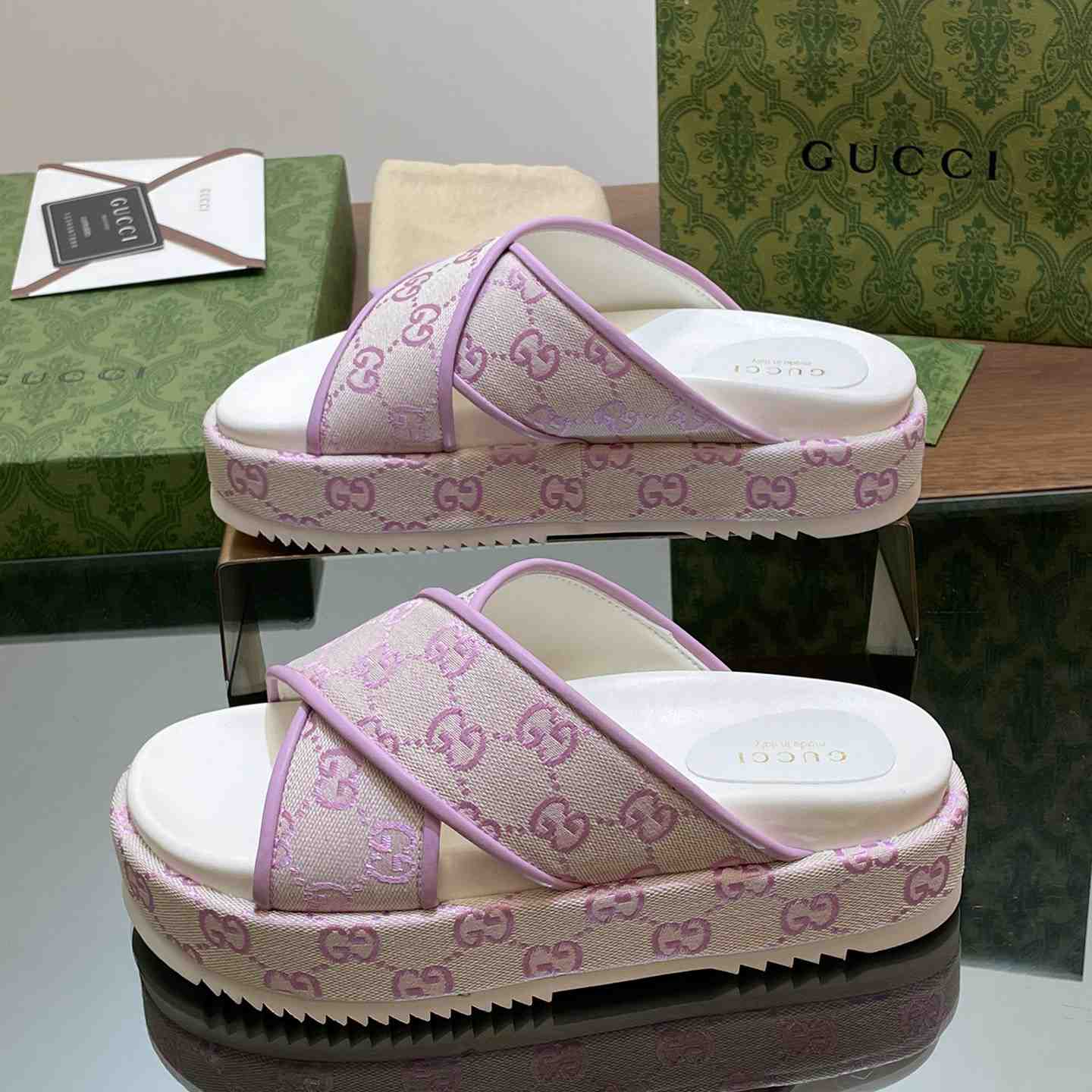 Gucci Women's GG Platform Slide Sandal - DopestKickz