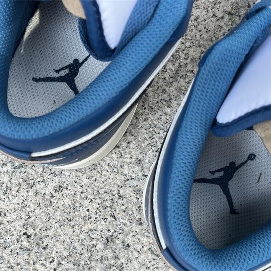 Air Jordan 1 Low Sneakers      FN5214-141 - DopestKickz