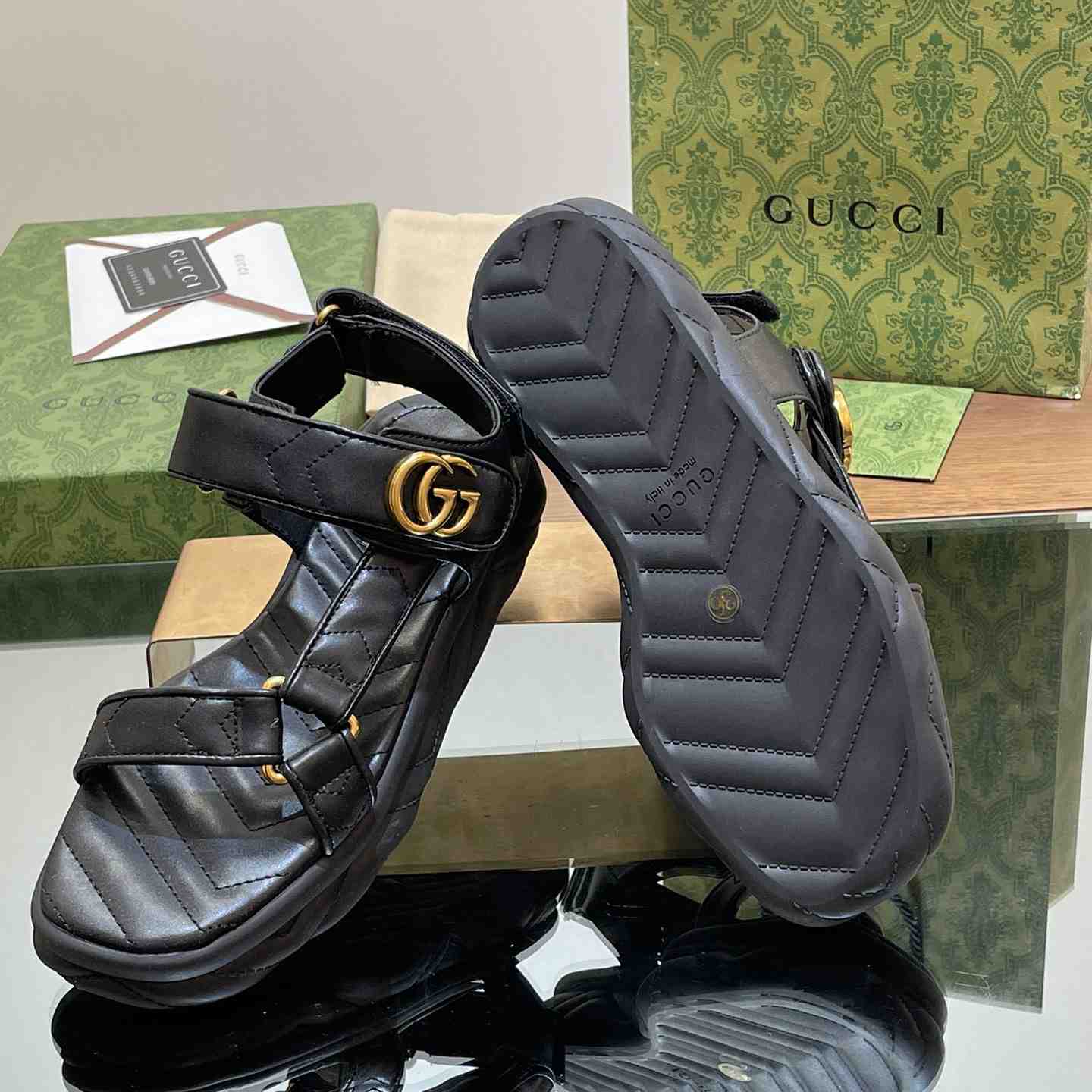 Gucci Women's Double G Sandal - DopestKickz