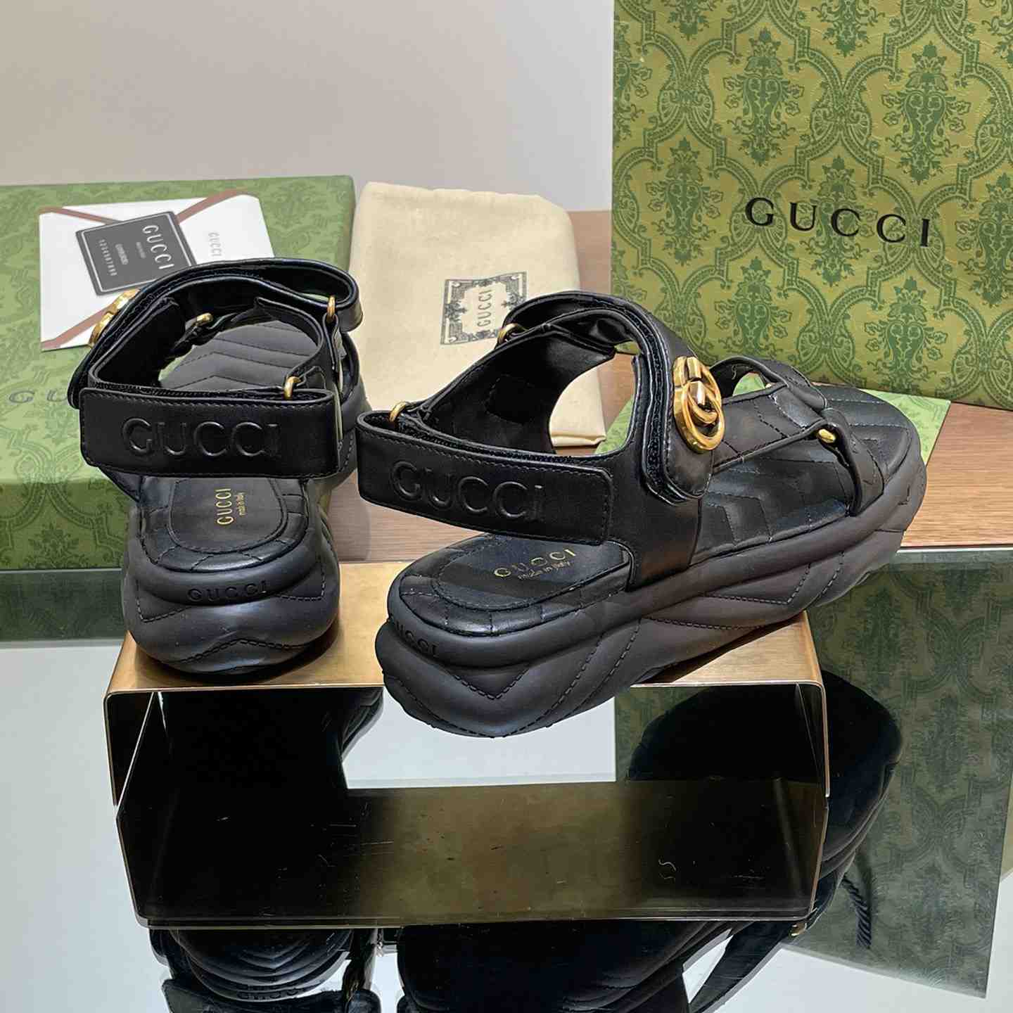 Gucci Women's Double G Sandal - DopestKickz