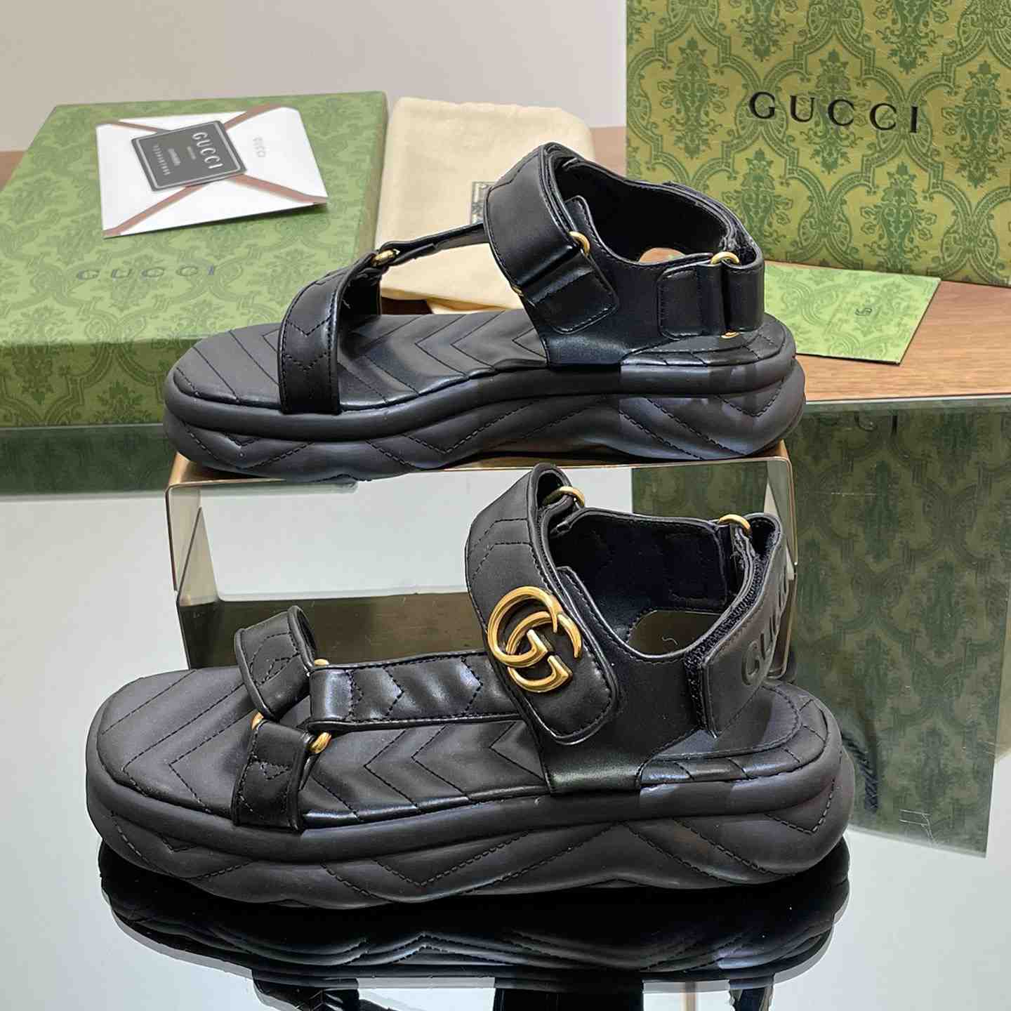 Gucci Women's Double G Sandal - DopestKickz