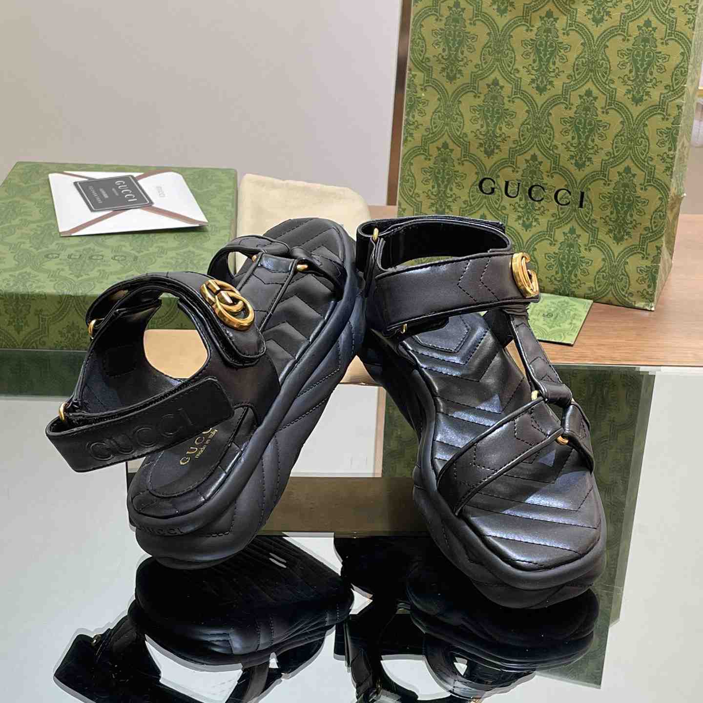 Gucci Women's Double G Sandal - DopestKickz