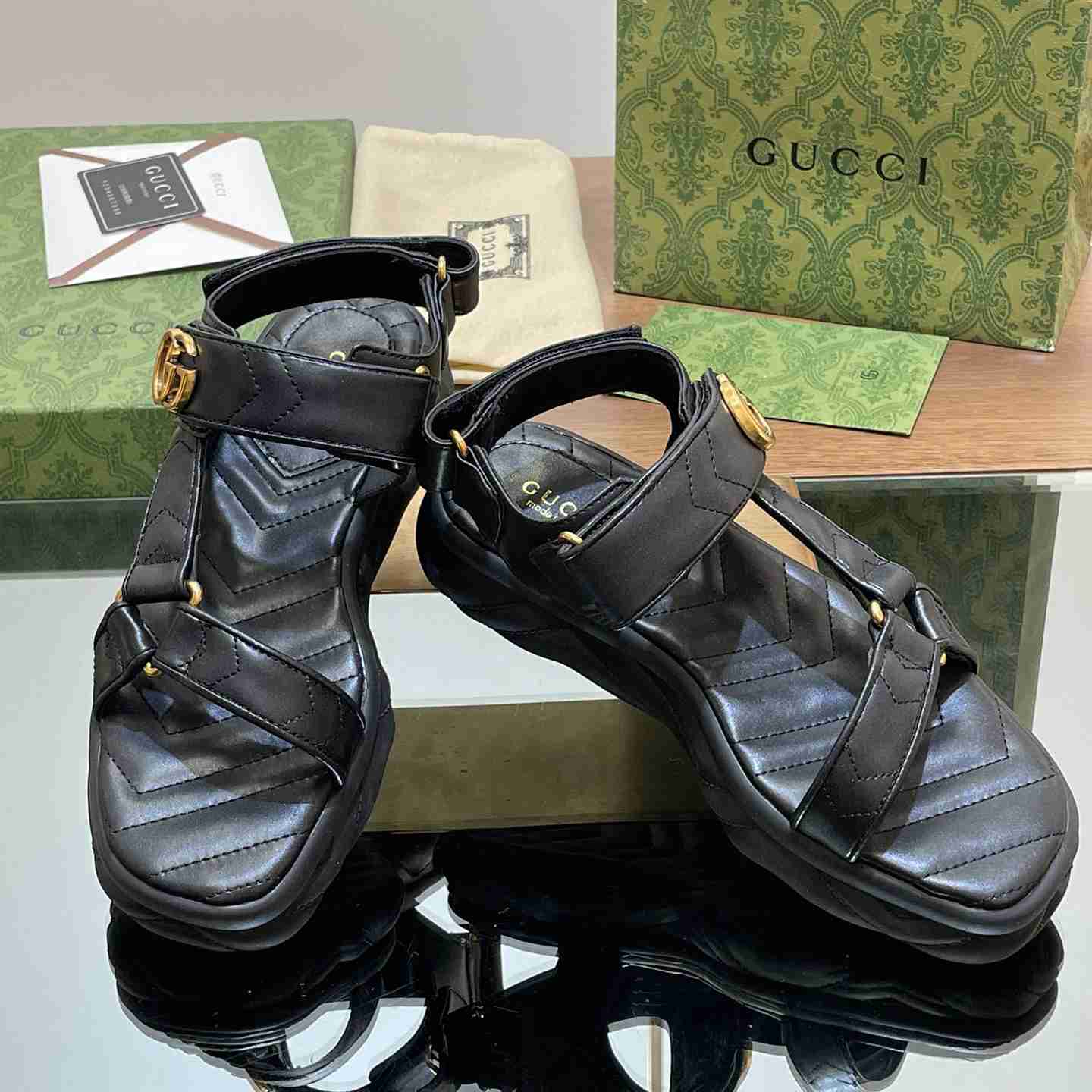 Gucci Women's Double G Sandal - DopestKickz