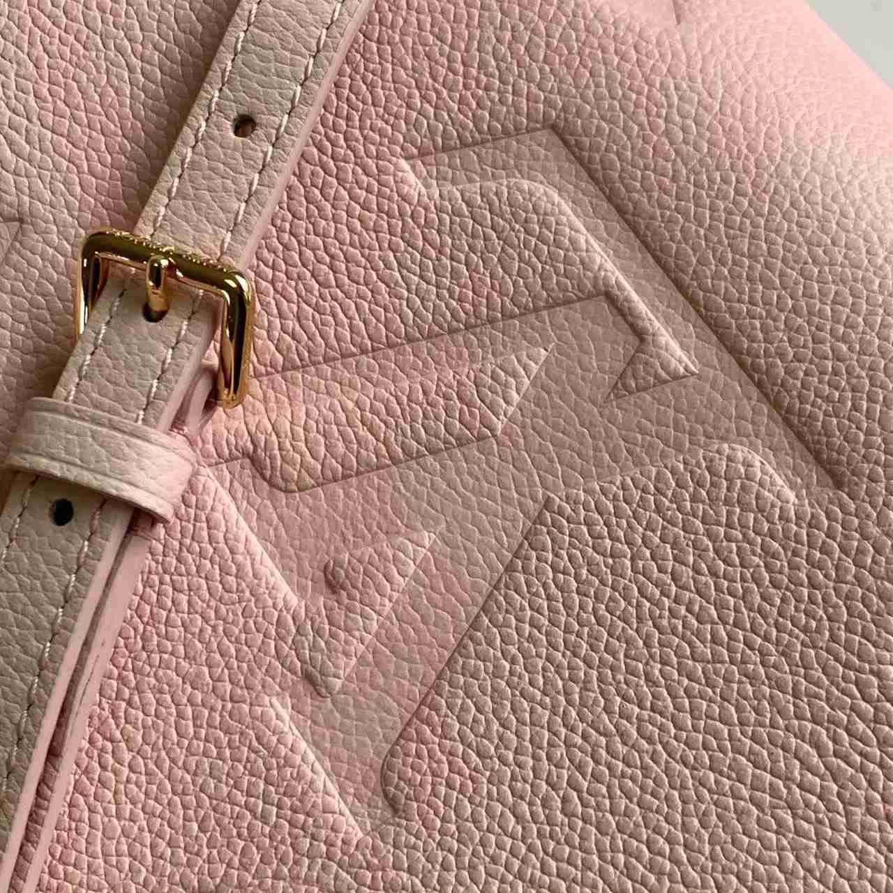 Louis Vuitton OnTheGo   M45654   25-19-11.5cm - DopestKickz