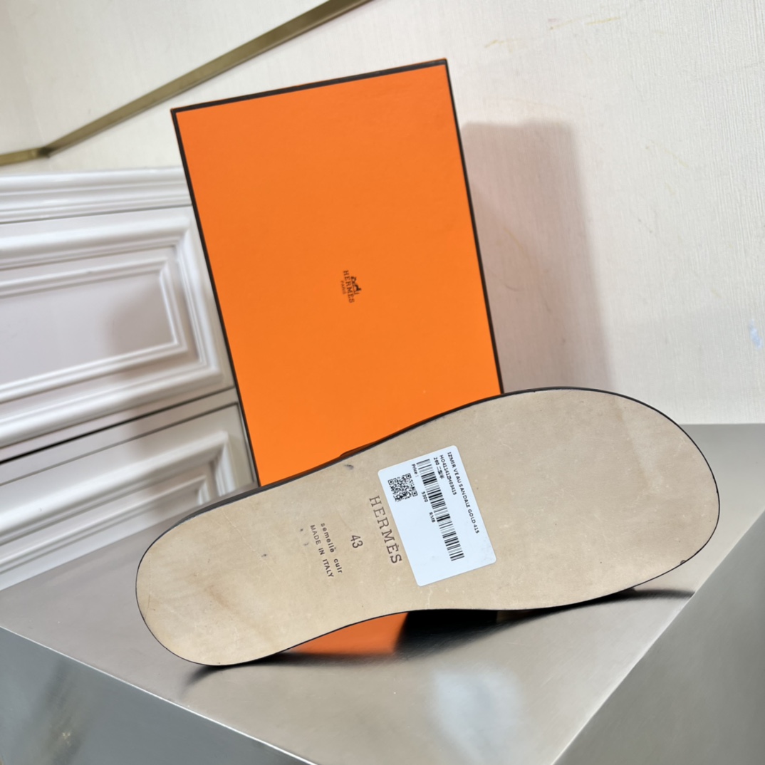 Hermes Izmir Sandal - DopestKickz