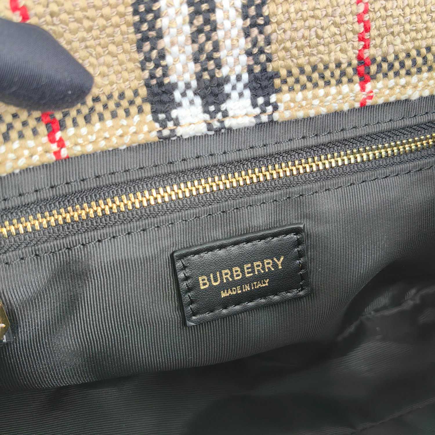Burberry Lola Vintage-check Bouclé Shoulder Bag (28 x 6.5 x 17cm) - DopestKickz