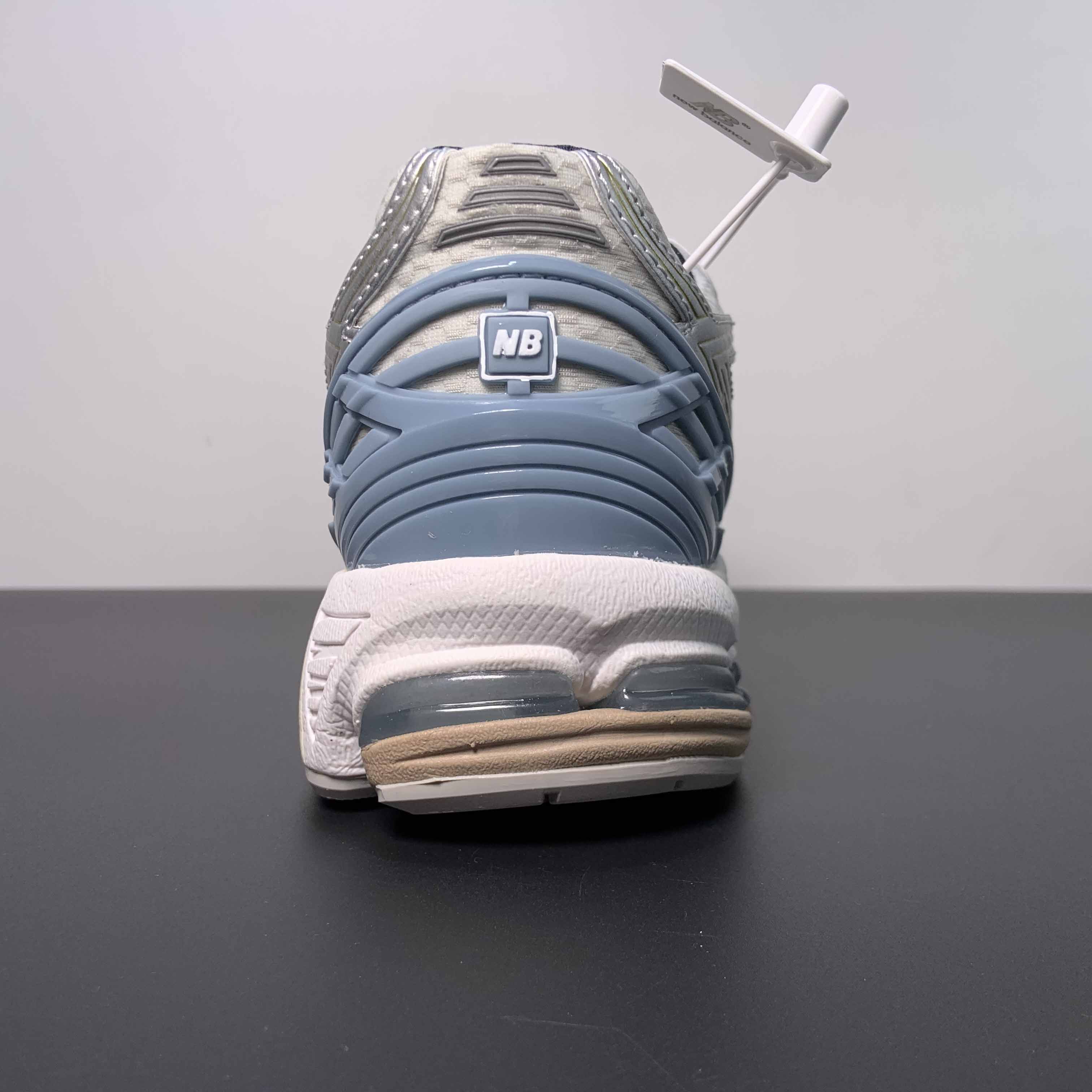 New Balance NB1906R Sneakers    M1906RKC - DopestKickz