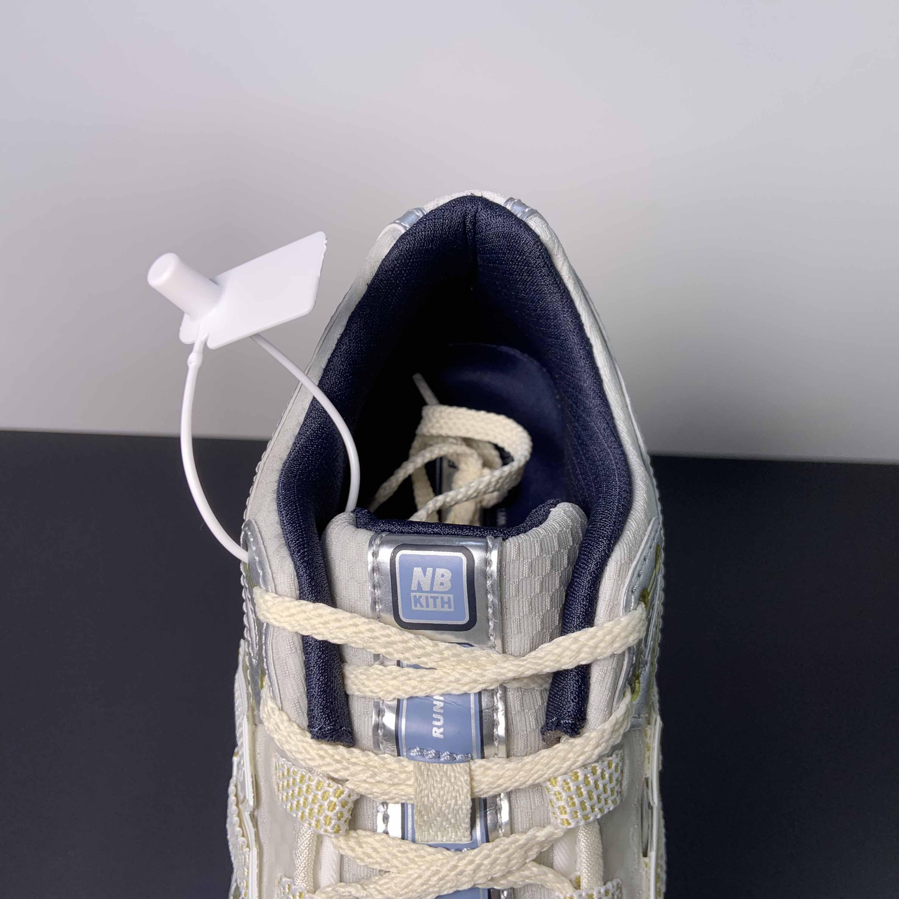 New Balance NB1906R Sneakers    M1906RKC - DopestKickz