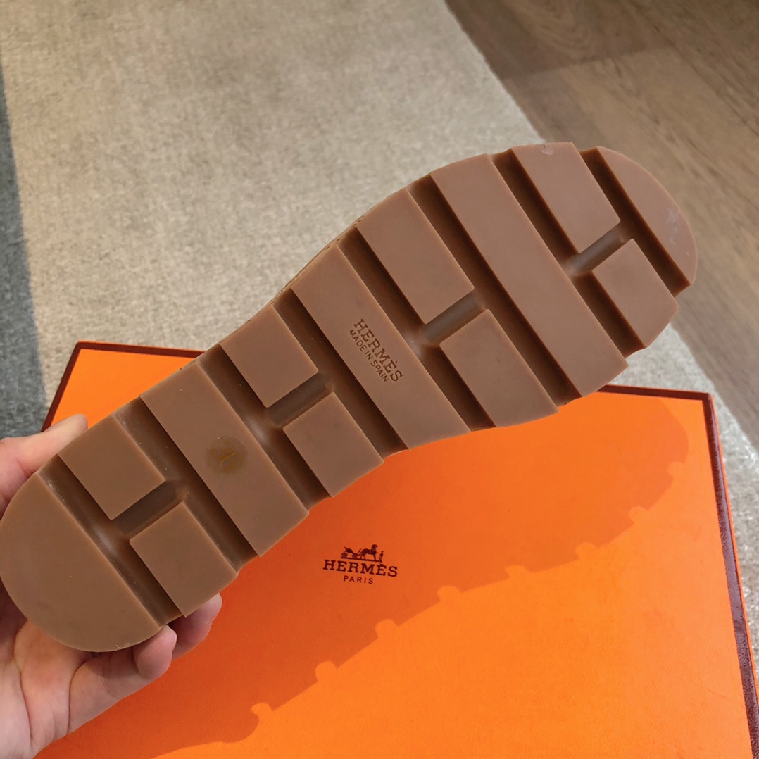 Hermes Eze 30 sandal - DopestKickz